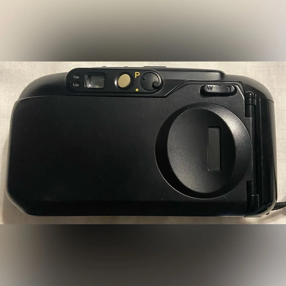 Minolta Freedom Zoom Explorer 35mm Film Camera #470